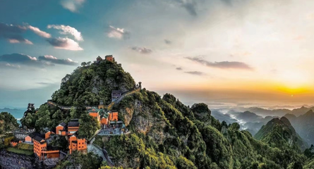 武当山推出通票半价优惠,管理服务全面升级